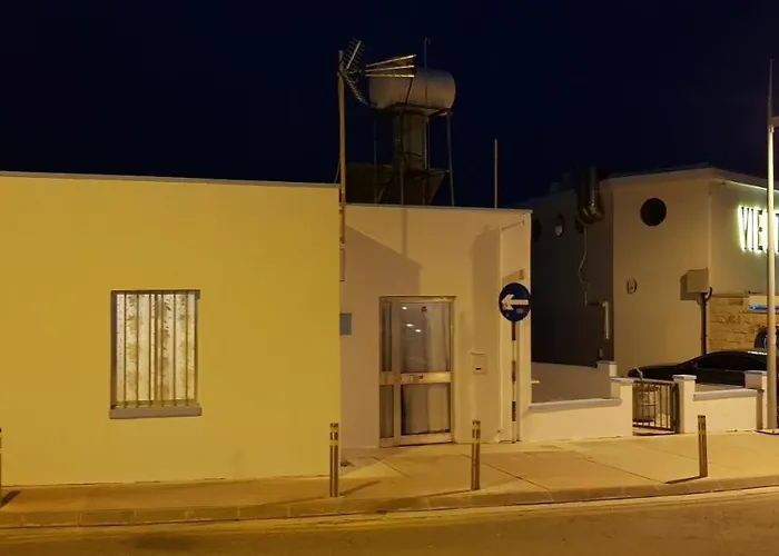 Pafias Afroditis House